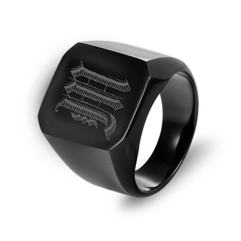 Retro initials SIGNET Ring for men bulky heavy stamp Stainless Steel. - Picture 4 of 7